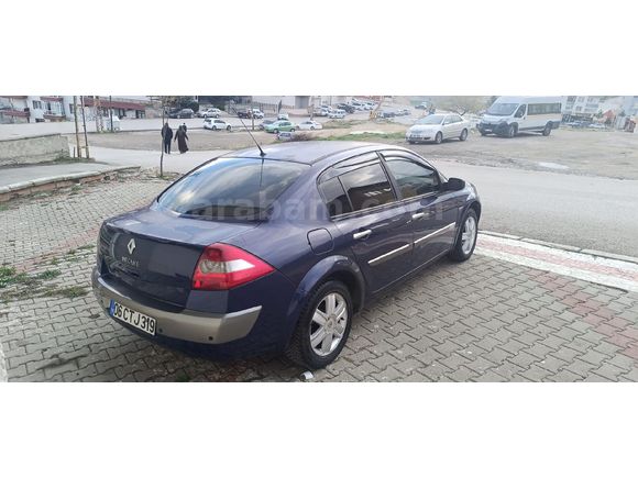 Sahibinden Renault Megane 1.6 Dynamique 2004 Model