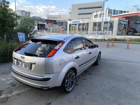 Sahibinden Ford Focus 1.6 Trend 2005 Model