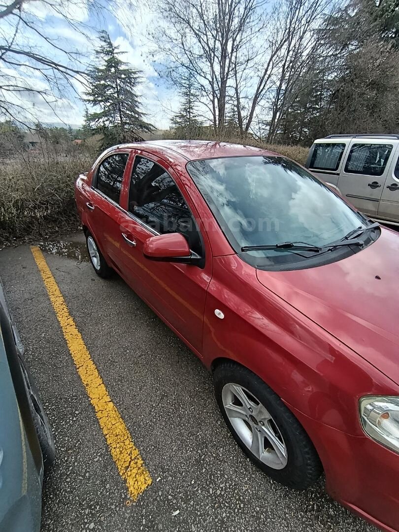 Sahibinden Chevrolet Aveo 1.4 SX 2008 Model Ankara 270.000 km Bordo 3