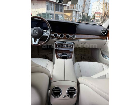 Sahibinden Mercedes - Benz E 200 d 2020 Model 