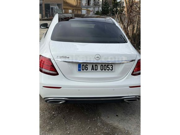 Sahibinden Mercedes - Benz E 200 d 2020 Model 