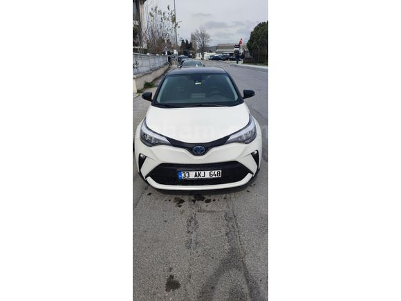 Sahibinden Toyota C-HR 1.8 Hybrid Passion 2020 Model