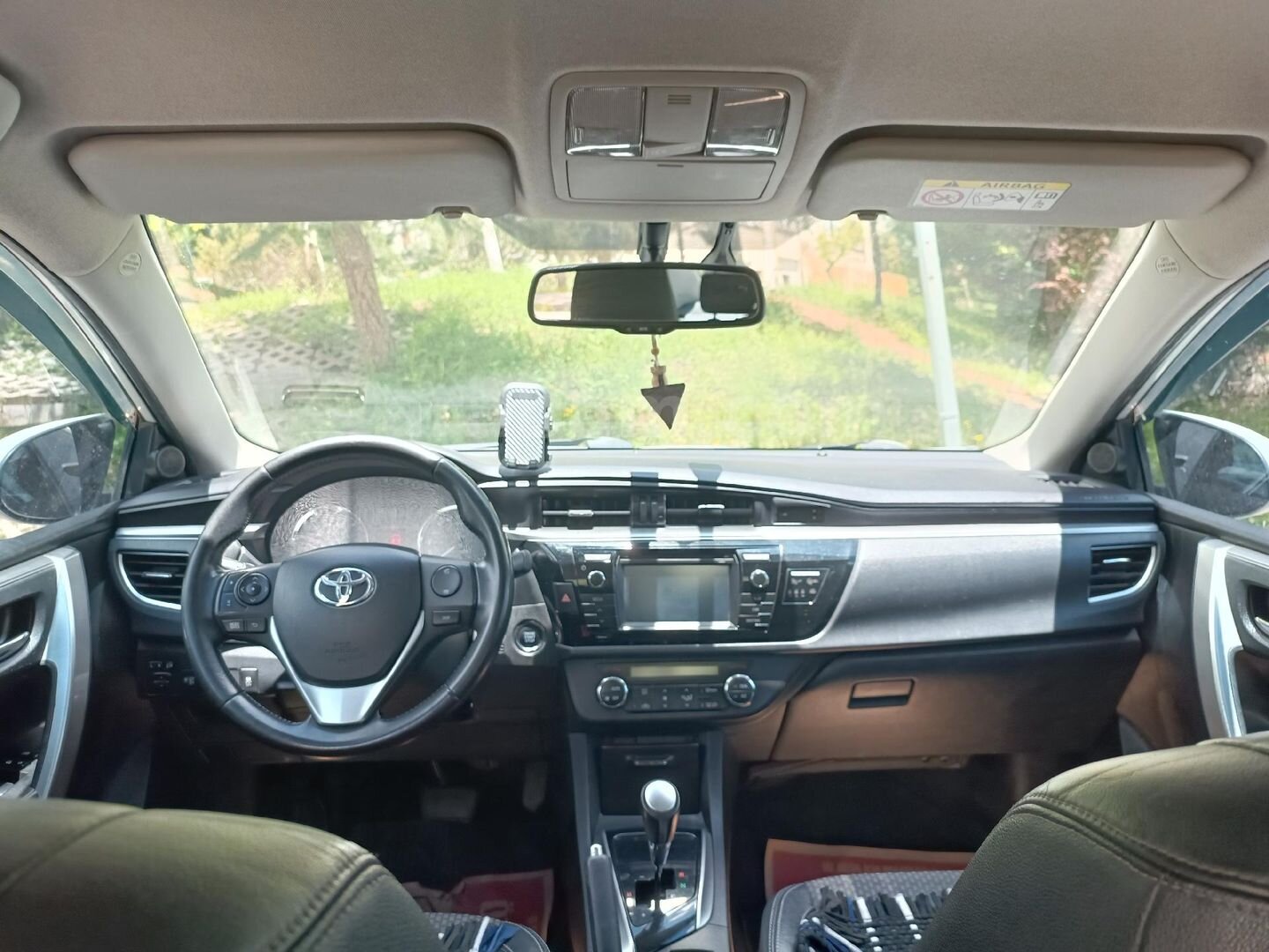 Sahibinden Toyota Corolla 1.4 D-4D Premium 2014 Model Bitlis 152.000 km Beyaz 7