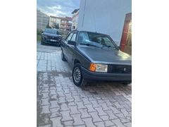 Sahibinden Renault R 9 1.4 GT 1988 Model  255.000 km Gri (metalik)