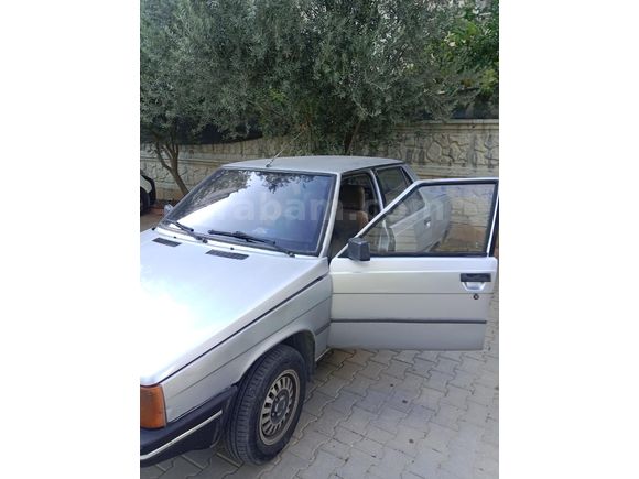 Sahibinden Renault R 9 1.4 Spring 1991 Model