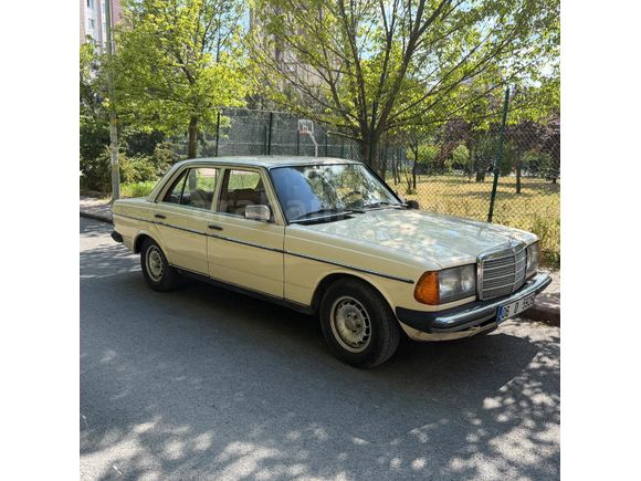 Sahibinden Mercedes - Benz 200 D Ankara