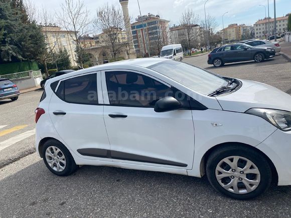 Sahibinden Hyundai i10 1.0 D-CVVT Style 2015 Model