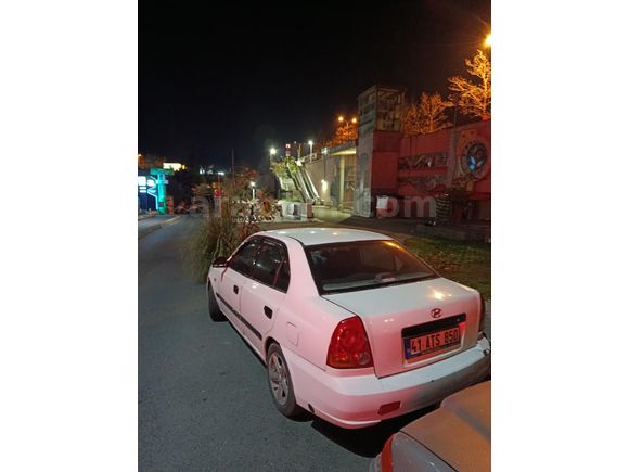 Sahibinden Hyundai Accent 1.6 Admire 2006 Model İstanbul