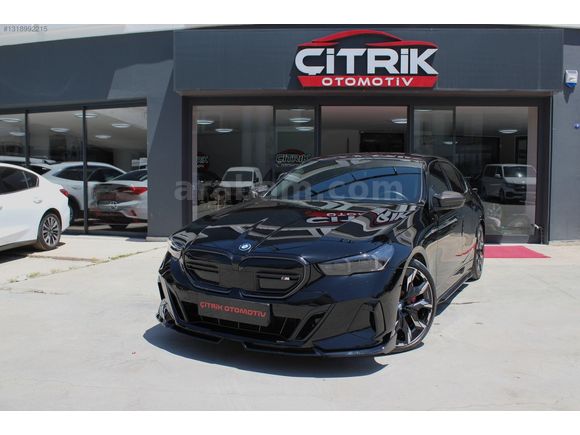 ÇİTRİK OTOMOTİV 2023 BMW İ5 M60 BAYİ KARBON ISITMA SOĞUTMA