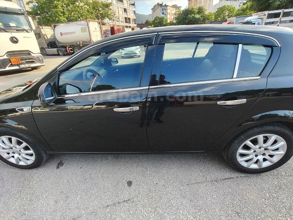Sahibinden Opel Astra 1.3 CDTI Edition 2012 Model  Siyah
