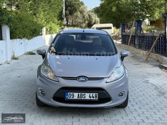 AKÇA OTOMOTİVDEN 2012 MODEL 1.4 TİTANİUM FIESTA