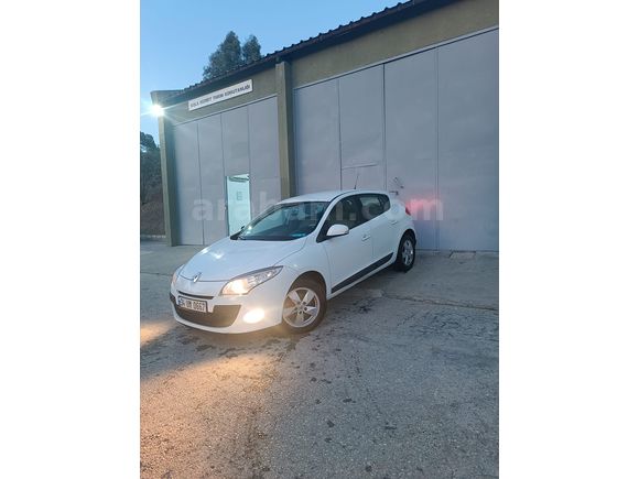Sahibinden Renault Megane 1.5 dCi Expression 2011 Model 