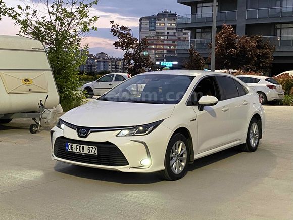 Sahibinden Toyota Corolla 1.8 Hybrid Dream 2020 Model 