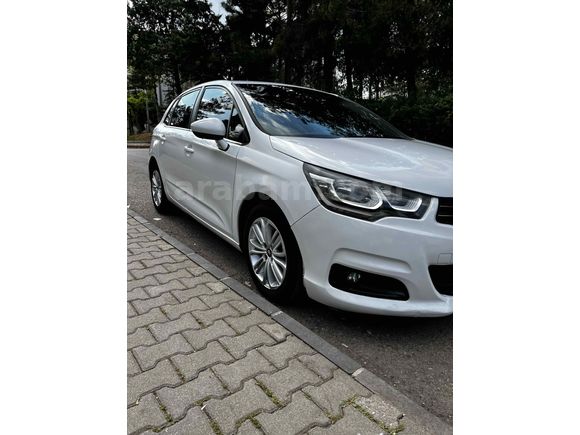 Sahibinden Citroen C4 1.6 HDi Confort 2015 Model  286.000 km Beyaz