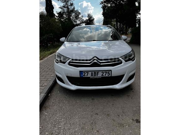 Sahibinden Citroen C4 1.6 HDi Confort 2015 Model  286.000 km Beyaz