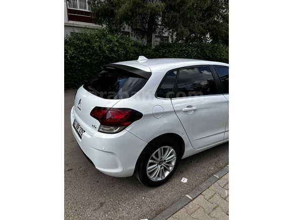 Sahibinden Citroen C4 1.6 HDi Confort 2015 Model  286.000 km Beyaz