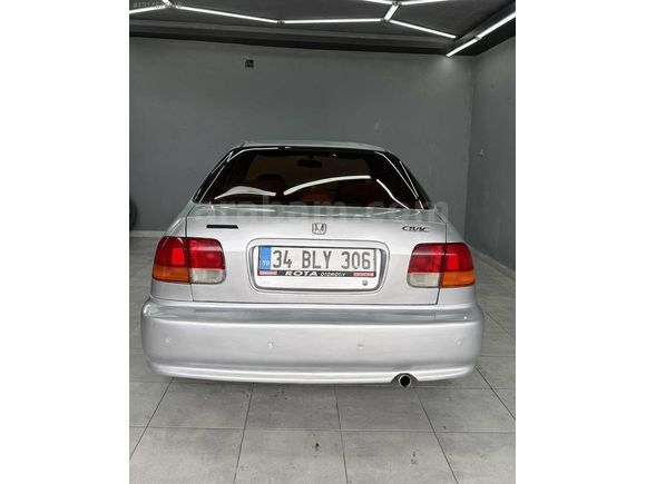 AMG GARAGE'dan CİVİC 1.6 İES OTOMATİK