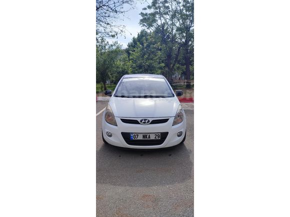 Sahibinden Hyundai i20 1.4 CRDi Team 2011 Model