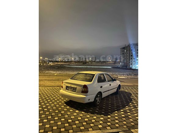Sahibinden Hyundai Accent 1.3 LX 2001 Model 