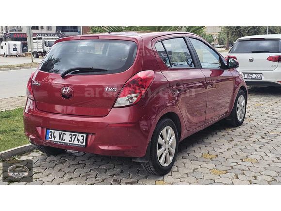 2014 MODEL i20 OTOMATİK 112 BIN KM DE DEĞİŞENSİ