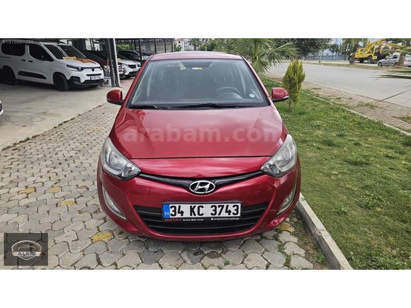 2014 MODEL i20 OTOMATİK 112 BIN KM DE DEĞİŞENSİ