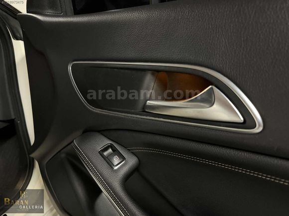 2013 MERCEDES CLA 200-CAM TAVAN-133 KM-SERVİS BAKIMLI-KUSURSUZ !