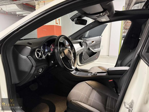 2013 MERCEDES CLA 200-CAM TAVAN-133 KM-SERVİS BAKIMLI-KUSURSUZ !