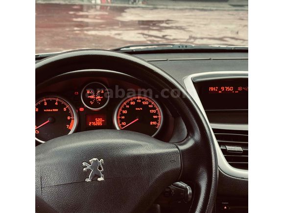 Sahibinden Peugeot 206+ 1.4 Comfort 2011 Model  276.000 km Gri (Gümüş)