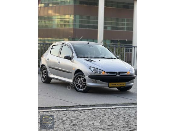 Galeriden Peugeot 206 1.4 HDi X-line 2003 Model İstanbul 300.000