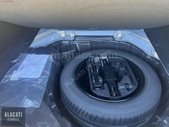 HATASIZ BOYASIZ DÜŞÜK KM EN DOLU PAKET