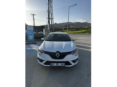 Memurdan hatasız boyasız tramersiz Megane 4