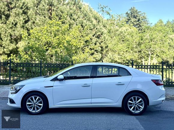 "FF" 2020 MODEL RENAULT MEGANE 1.5 DİZEL OTOMATİK TOUCH PAKET