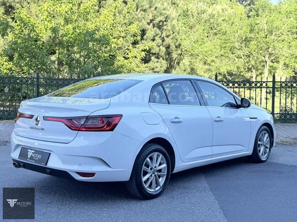 "FF" 2020 MODEL RENAULT MEGANE 1.5 DİZEL OTOMATİK TOUCH PAKET