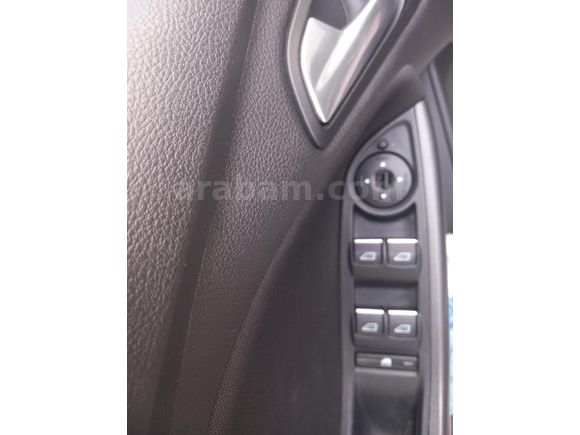 Sahibinden Tesla ekran lı focus  Stylepaket)
