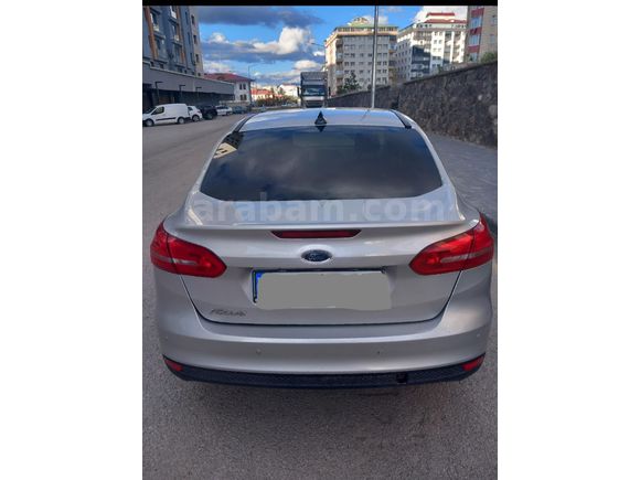 Sahibinden Tesla ekran lı focus  Stylepaket)