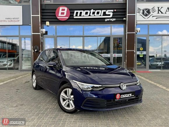 HATASIZ BOYASIZ ORJİNAL 7 BİN KM DE HYBRİD GOLF8 2021 MODEL