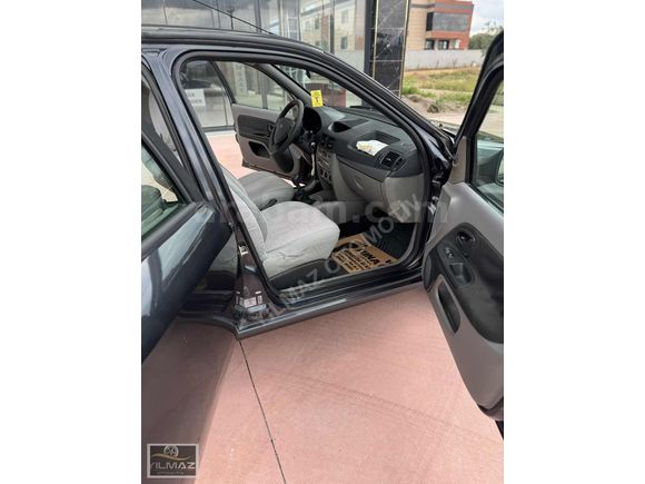 DEĞIŞEN SIZ DÜŞÜK KM Lİ. RENAULT SEMBOL 127.000 KM ORIJINAL