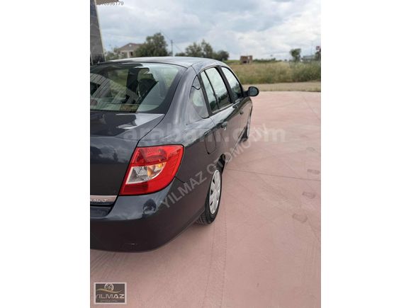 DEĞIŞEN SIZ DÜŞÜK KM Lİ. RENAULT SEMBOL 127.000 KM ORIJINAL