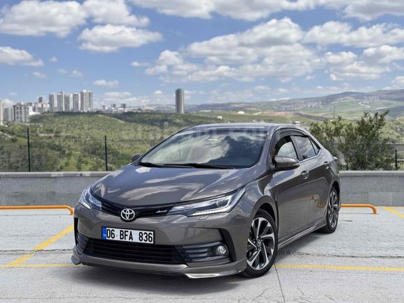 Sahibinden Toyota Corolla 1.6 Premium 50.Yıl 2017 Model 