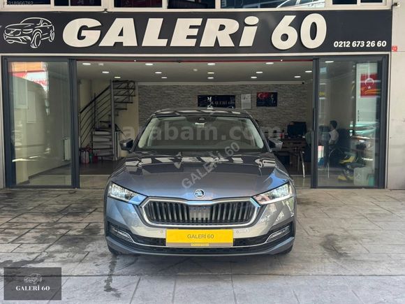 HATASIZ/BOYASIZ/2023 SKODA OCTAVİA 1.0 e-TEC PREMİUM/36.000KM'DE