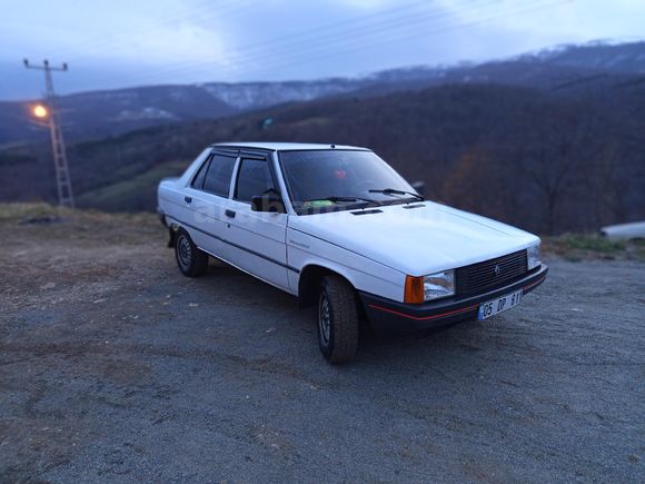 Sahibinden Renault R 9 1.4 Broadway GTE 1993 Model