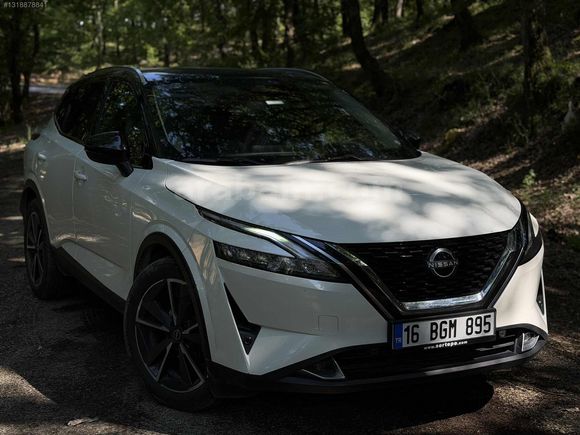 SP AUTO'dan NISSAN QASHQAI 1.3 DIG-T 158 BG X-TRONIC SKYPACK