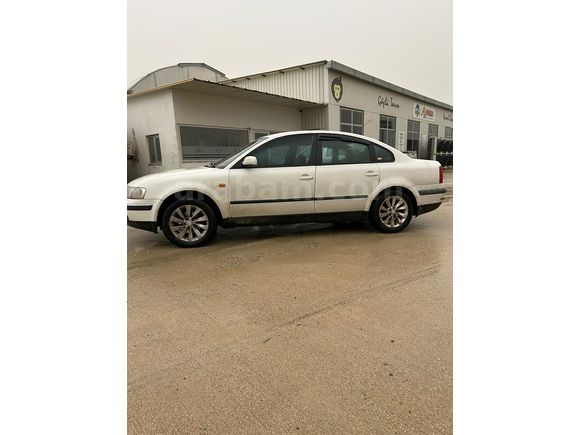Sahibinden Volkswagen Passat 1.8 1998 Model