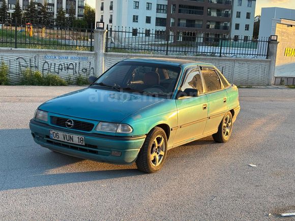 Şahin parasına Opel Astra(pazarlık var) l