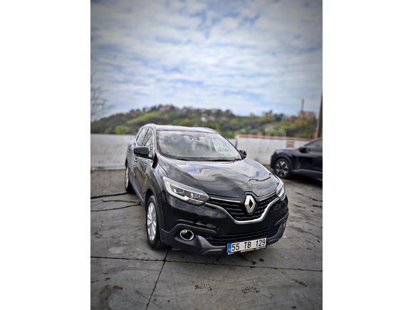 Sahibinden Renault Kadjar 1.5 dCi Icon 2016 Model  154.000 km Siyah