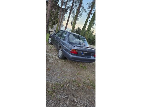 Sahibinden Ford Escort 1.6 CLX 1999 Model 