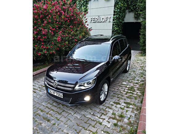 Tr' De Tek Orjinal 56,000 Km de Hatasız Full Tiguan Cam Tavan Led 18 Jant