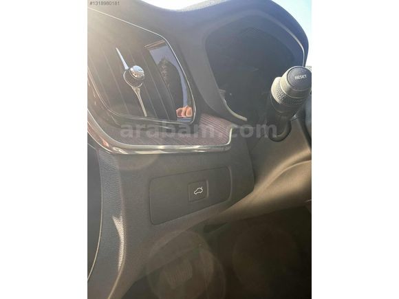 EMR'S GARAGE - HATASIZ VOLVO XC60 2.0B4 AWD PLUS DARK