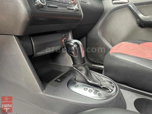 VW Caddy 1.6 TDİ OTOMATİK 7ileri 2011Model