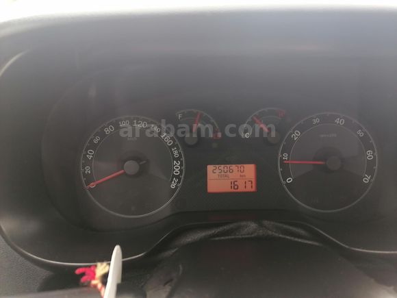Sahibinden Temiz Fiat Linea 1.3 Multijet Actual Plus 2014 Model
